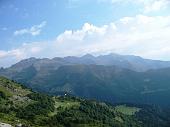 03 Valcanale con le ex piste di sci